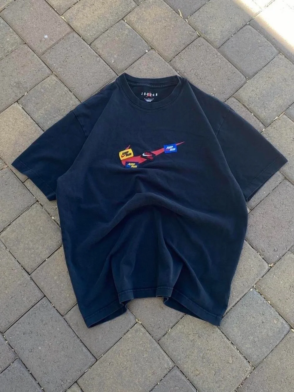 Jordan black t-shirt with red and blue accents - Picture 1 of 4